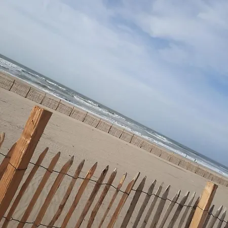 Dom wakacyjny Belle Maisonnette Dans Avec Piscine