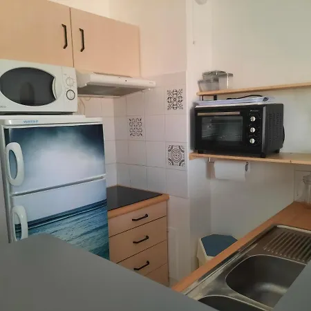 Vakantiehuis Belle Maisonnette Dans Avec Piscine