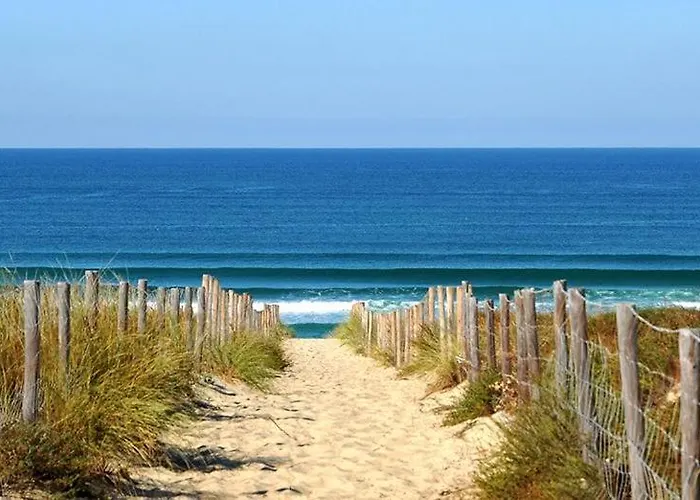 Belle Maisonnette Dans Avec Piscine 펜션 술락쉬르메르